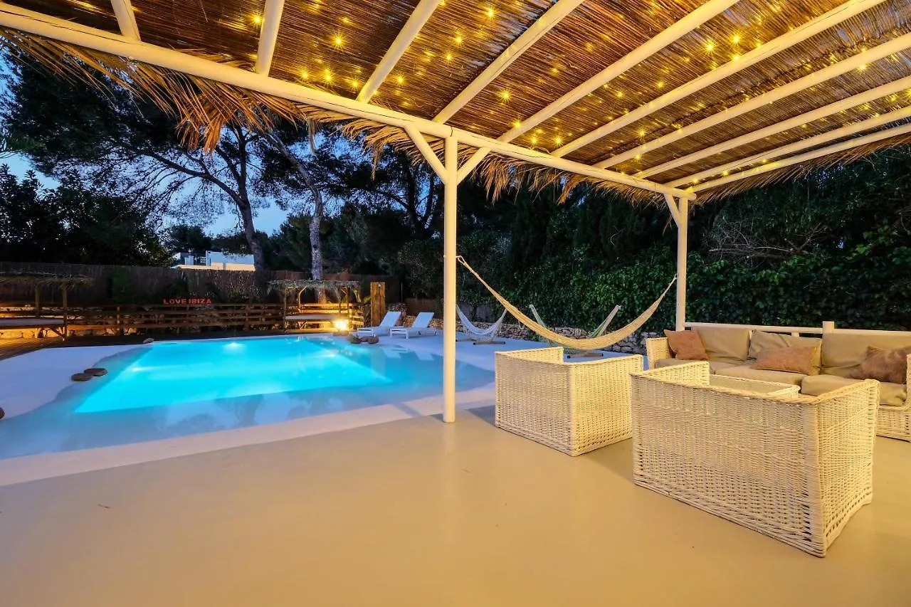 Villa Clara Ibiza Santa Eularia des Riu İspanya