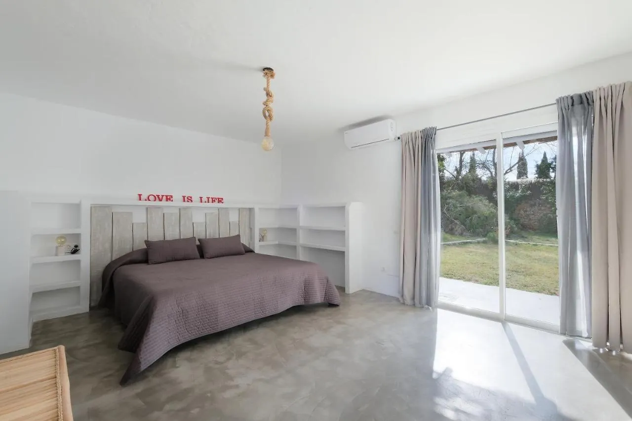 Villa Clara Ibiza Santa Eularia des Riu İspanya